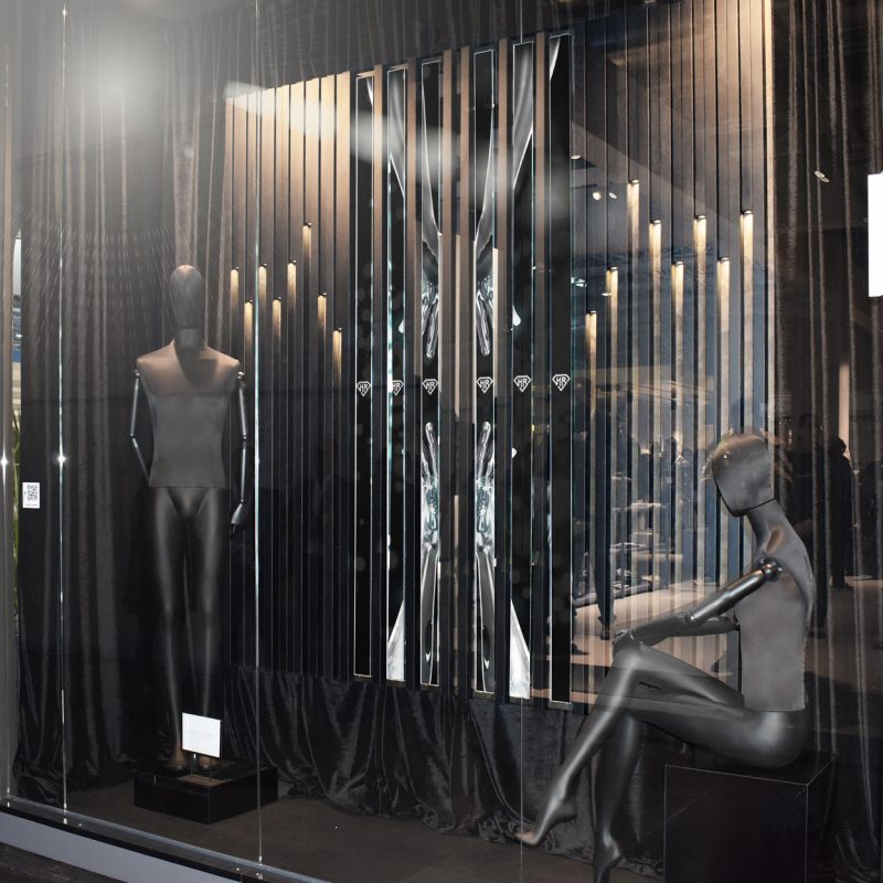 Boiserie-vetrina-fashion